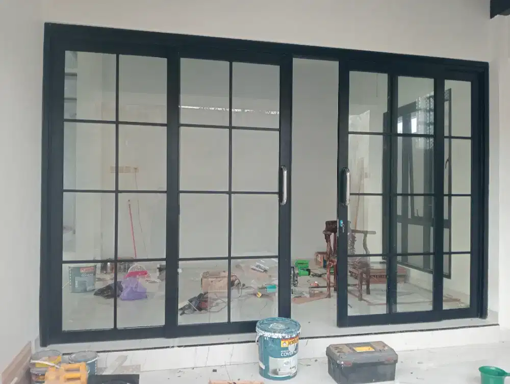 Pintu suwing sliding