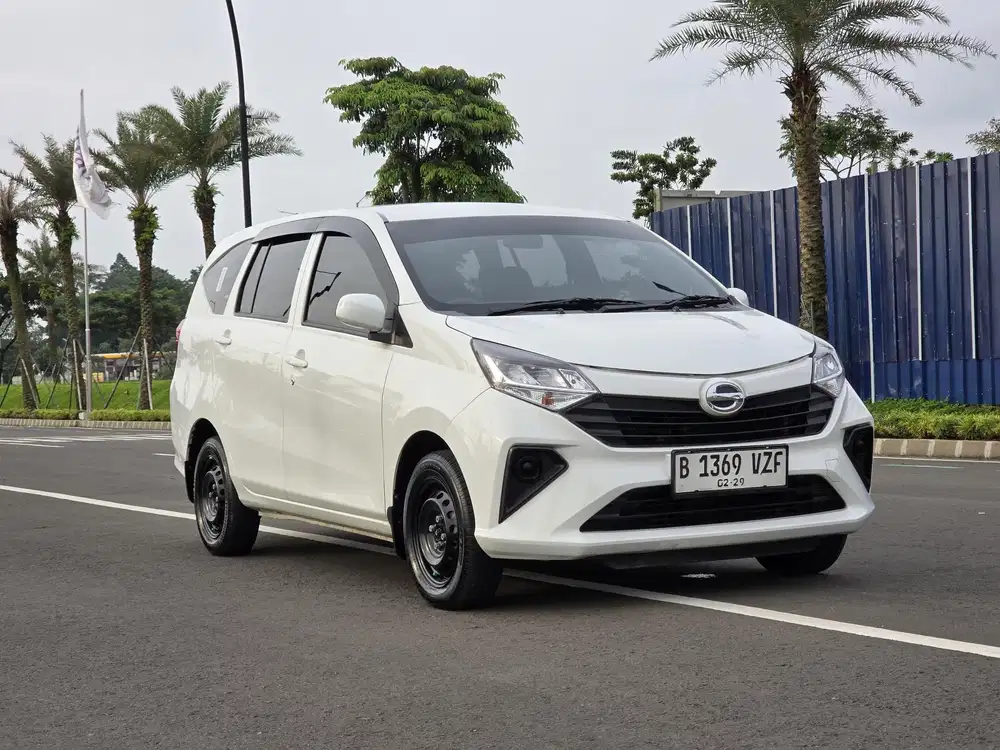 Daihatsu Sigra M 1.0 Manual 2023
Warna Putih
Km 33 Rb
Pajak Februari
