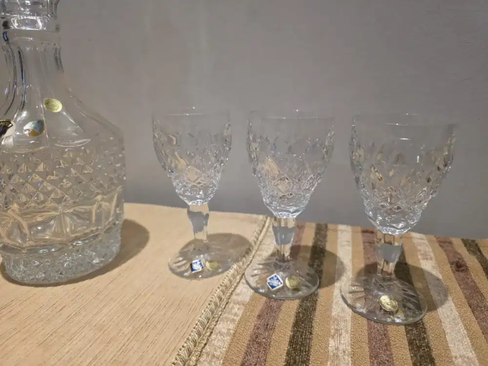 Preloved Whiskey desanter bohemia set