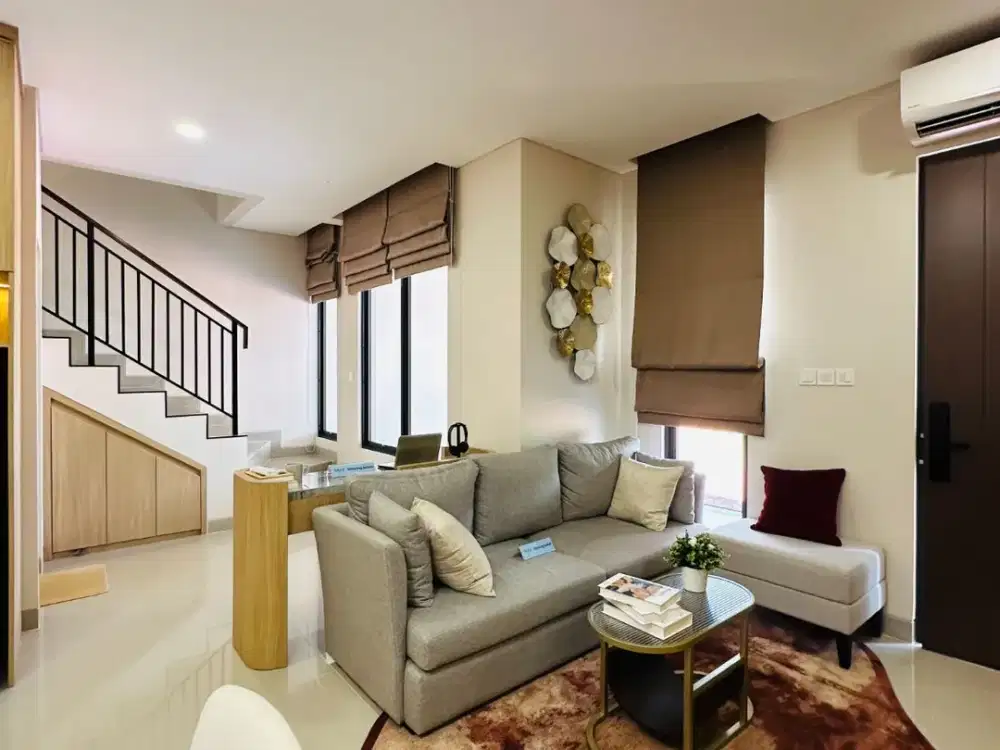 Rumah di Malibu 3 Lantai Lokasi Prime Dekat Area Komersil Paling Ramai di Gading Serpong