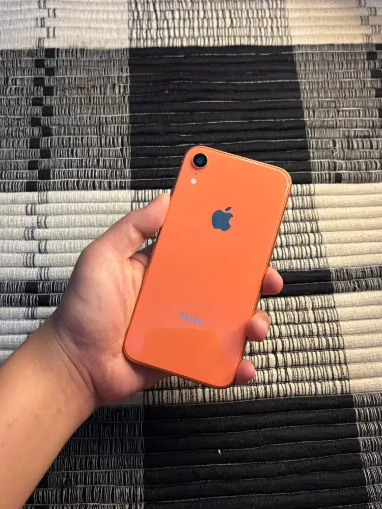 iPhone  Xr 64Gb inter