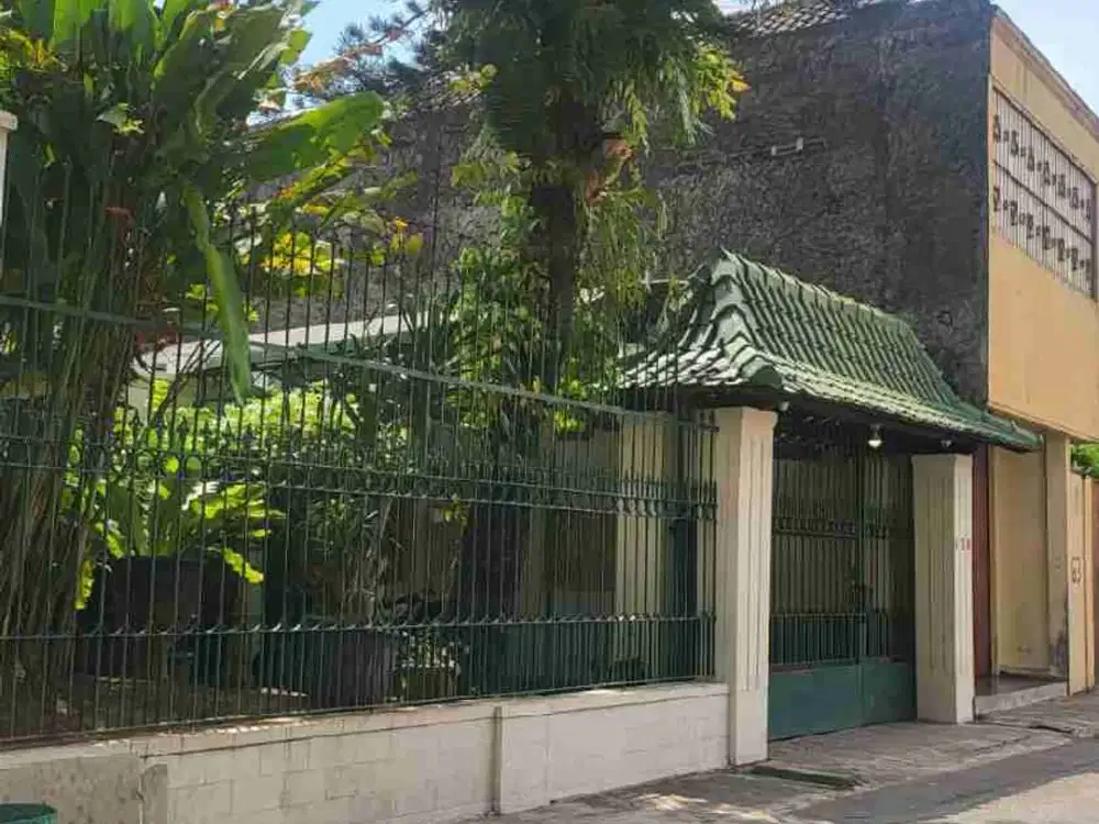 RUMAH JAJAR LAWEYAN SOLO SIAP PAKAI