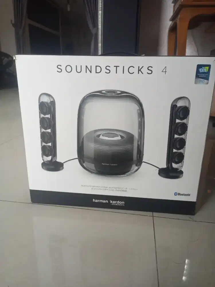 Speaker bar..soundsticks 4