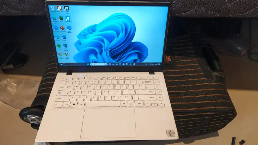 Laptop Advan Soulmate X