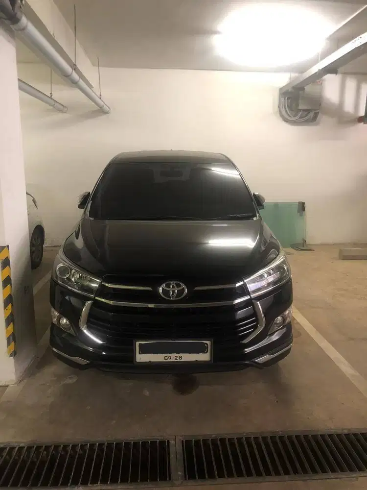 JUAL TOYOTA INNOVA VENTURER 2018