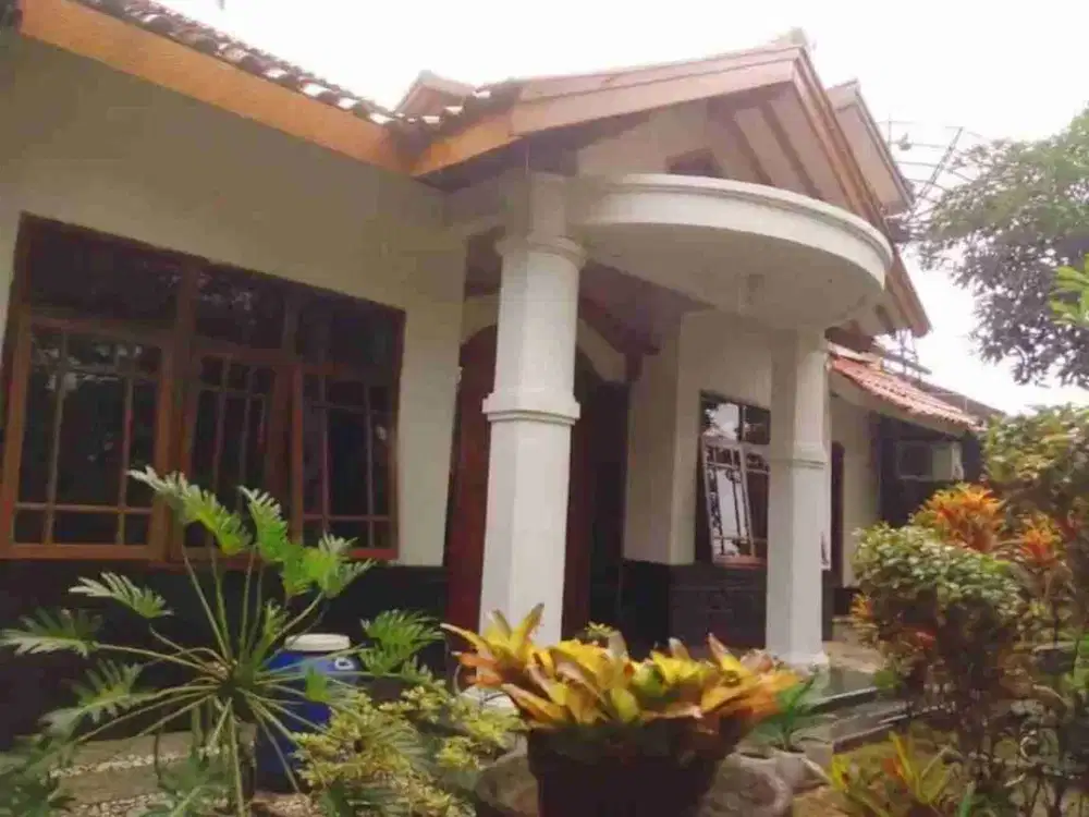 dijual rumah mewah mainroad Turangga