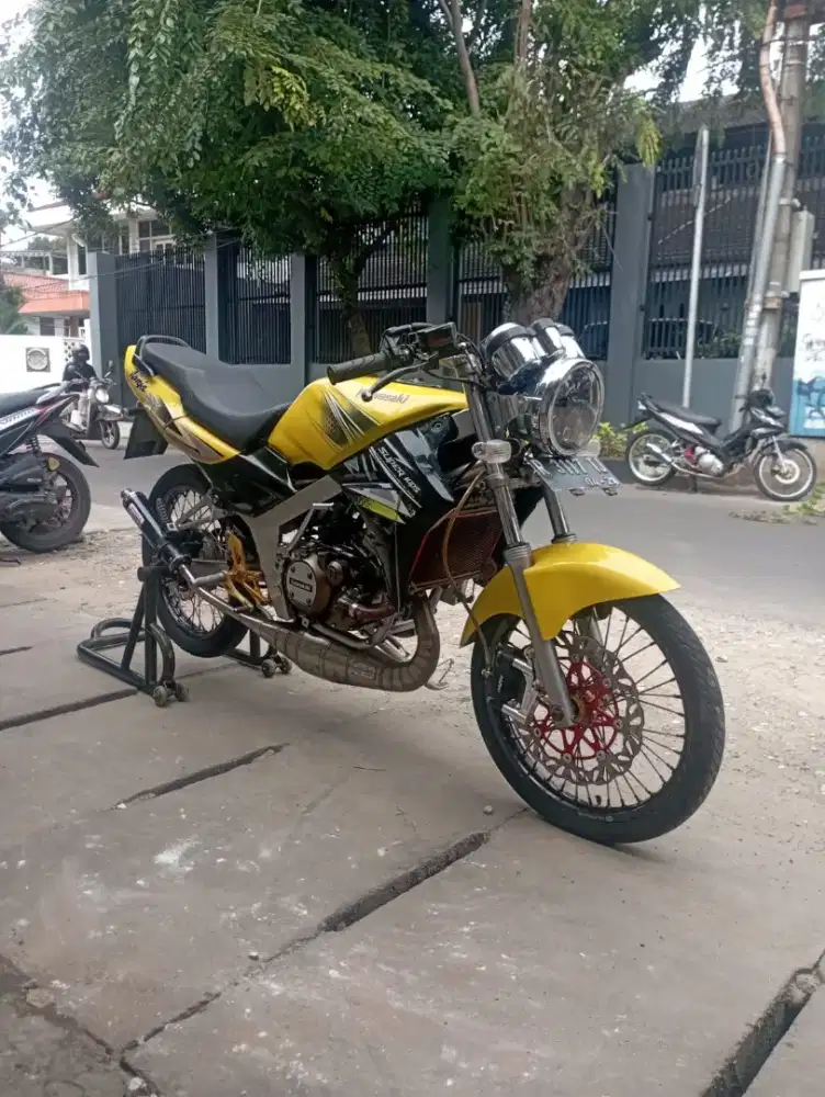 Ninja SS 2003 Kuning Mulus Jos Ganteng