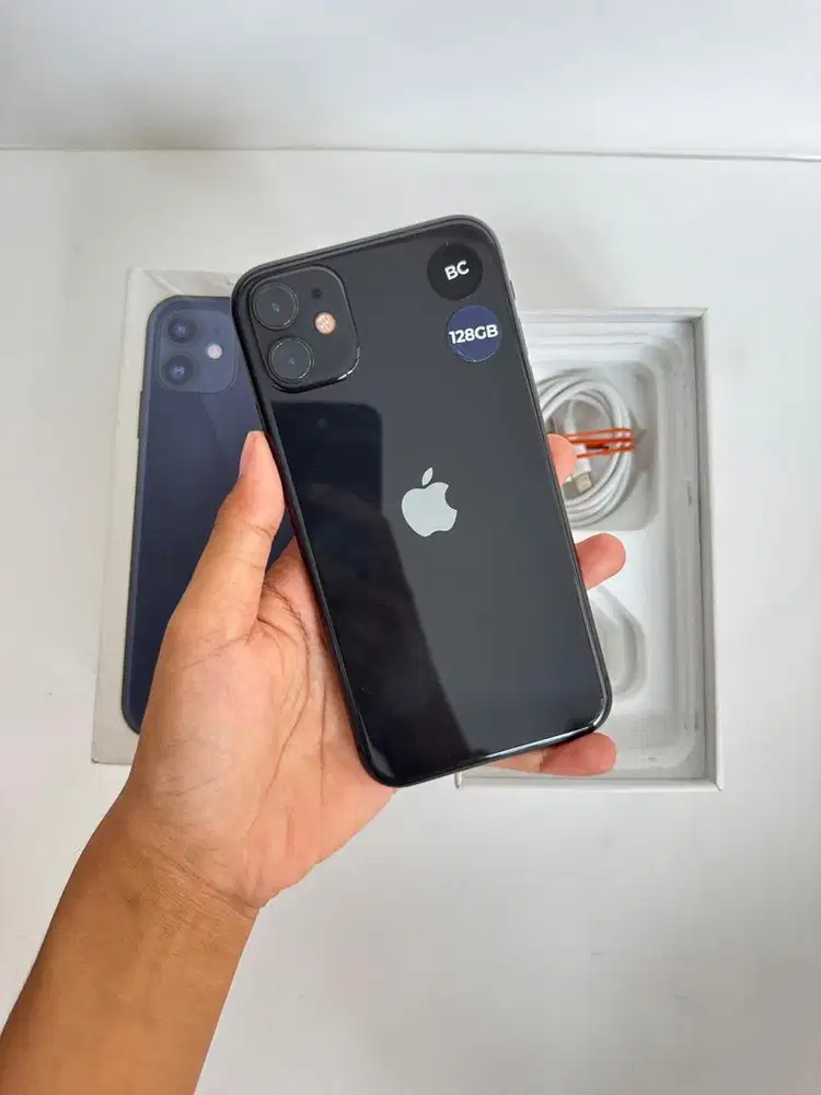 IPHONE 11 128GB BEKAS BEACUKAI RESMI FULLSET