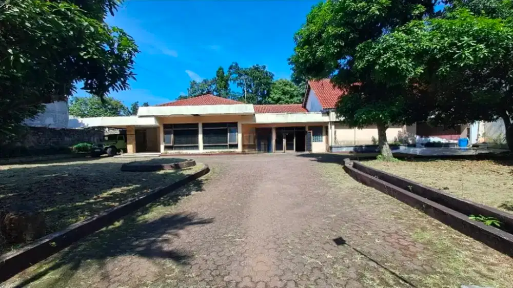 Jual jalan utama Pajajaran Komersial