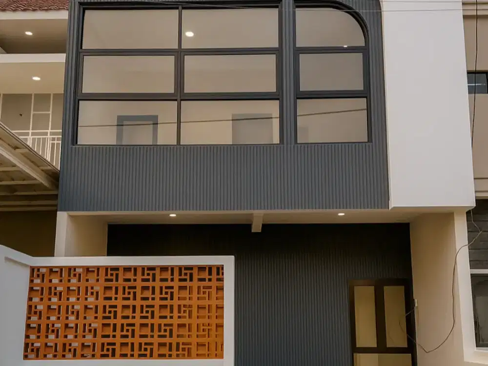 Modern Residence 2,5 Lantai + Full Rooftop suhat malang