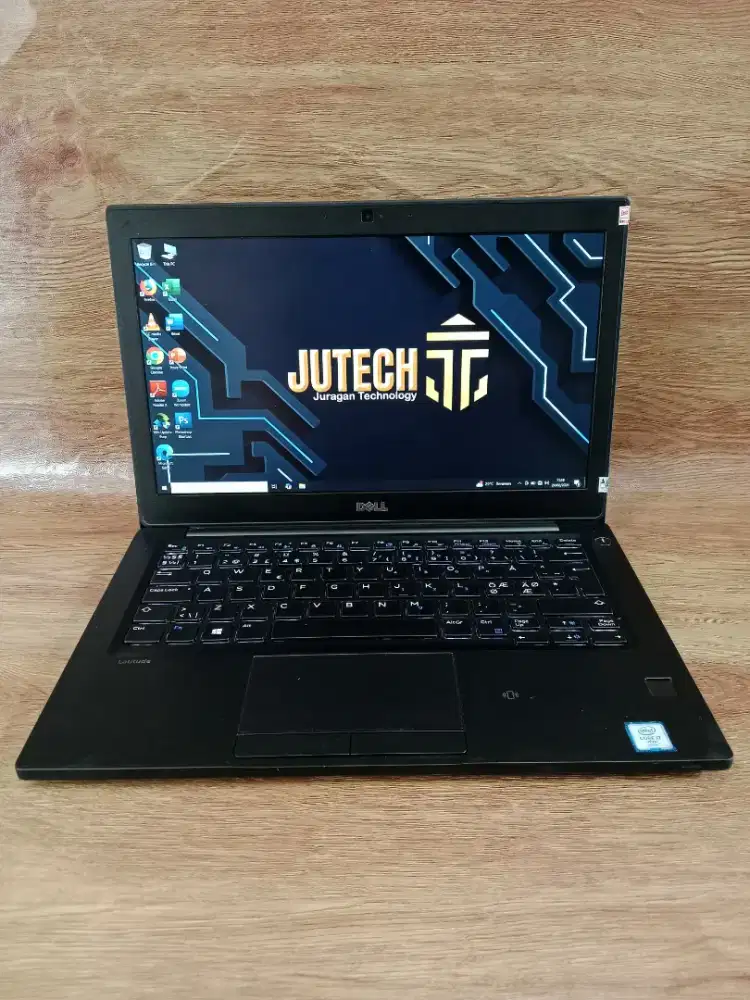 Laptop Dell Slim Intel Core i7 Gen 6 Ram 8 GB, Siap pakai