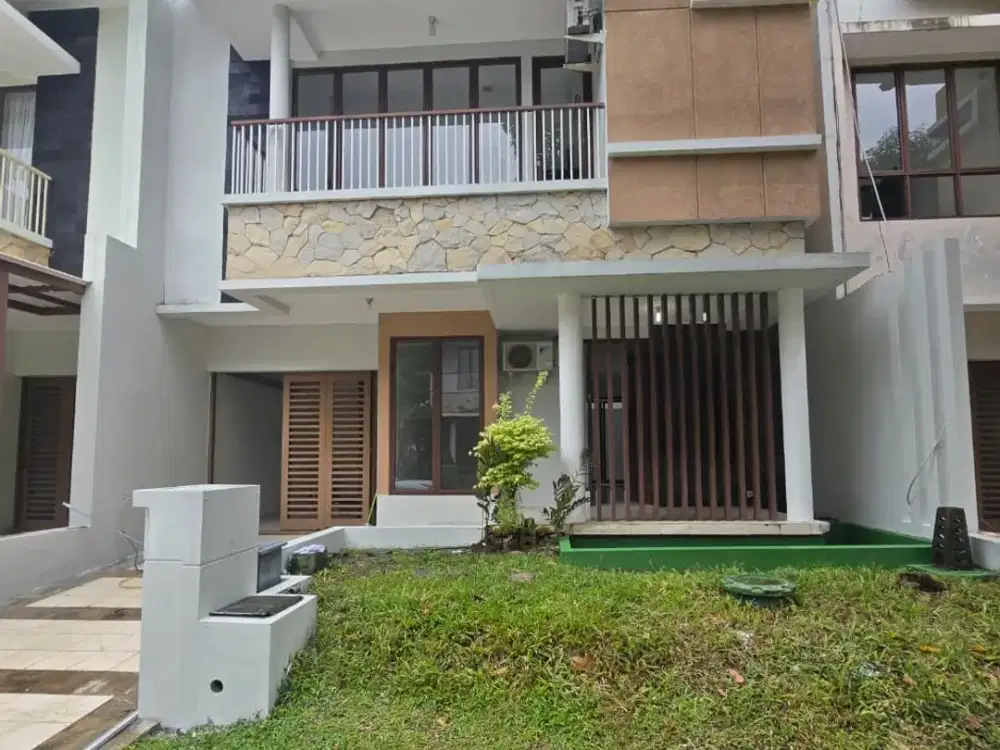 Disewakan Rumah  Bagus Siap Huni Di Cluster Discovery Fiore Bintaro Jaya