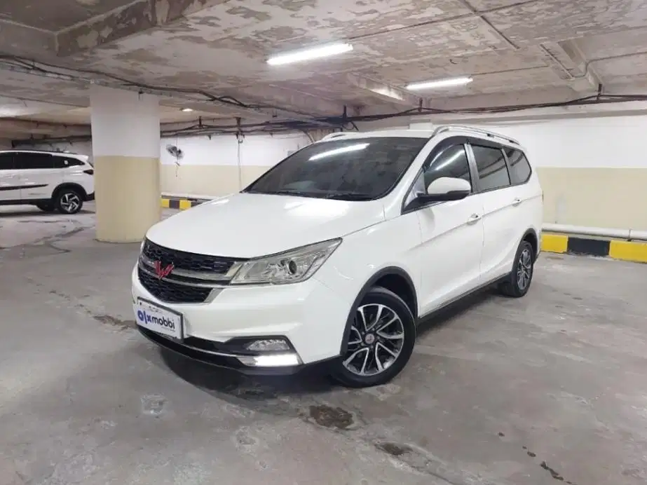 LOW DP Wuling Cortez 1.5 CT Lux Bensin-AT 2019 3RI
