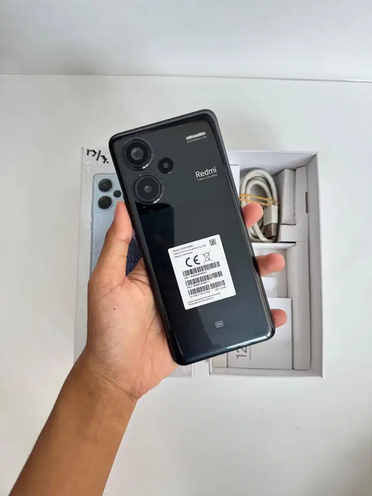 JUAL CEPAT REDMI NOTE 13 PRO PLUS 5G RAM 12/512GB FULLSET LIKE NEW