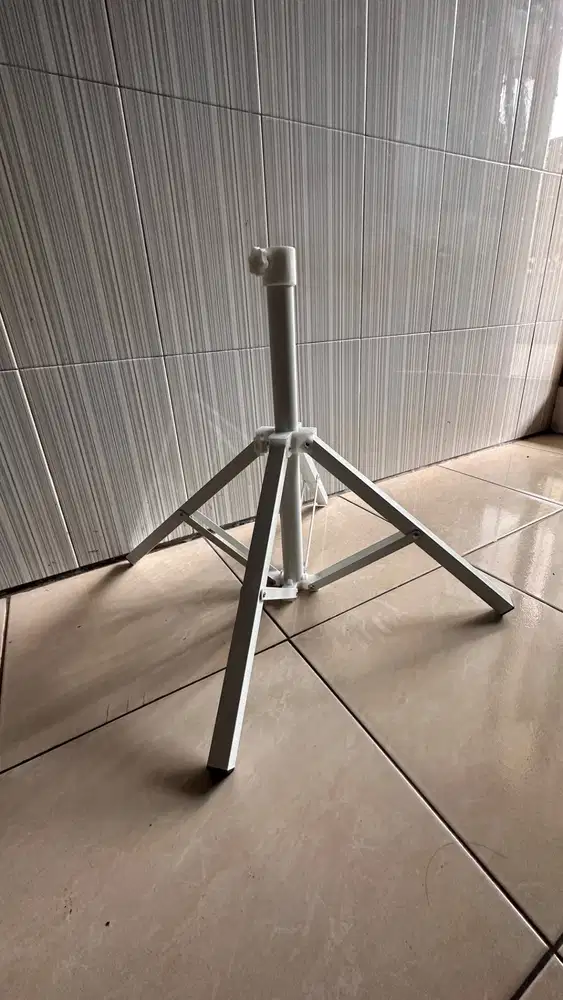 TRIPOD UNTUK PAYUNG JUALAN