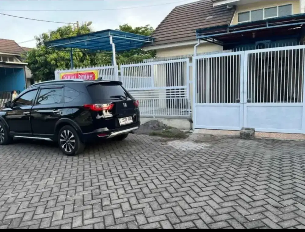 Rumah Pojok Perum Golden Berry Dijual