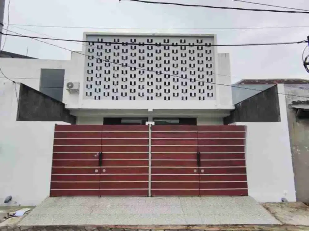 Jual Rumah Minimalis Modern, 2Lantai, Row Jalan lebar