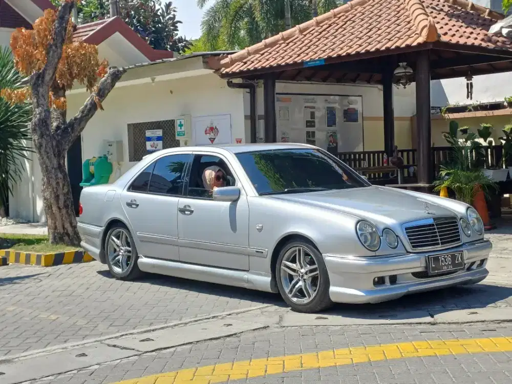 Mercy New Eyes w210 e320 Elegance pajak terima hidup