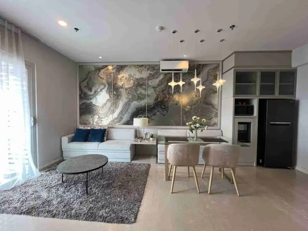 JUAL APARTEMEN ONE ICON 2BR EX SHOW UNIT FULL FURNISH MEWAH VIEW SURAMADU BAGUS