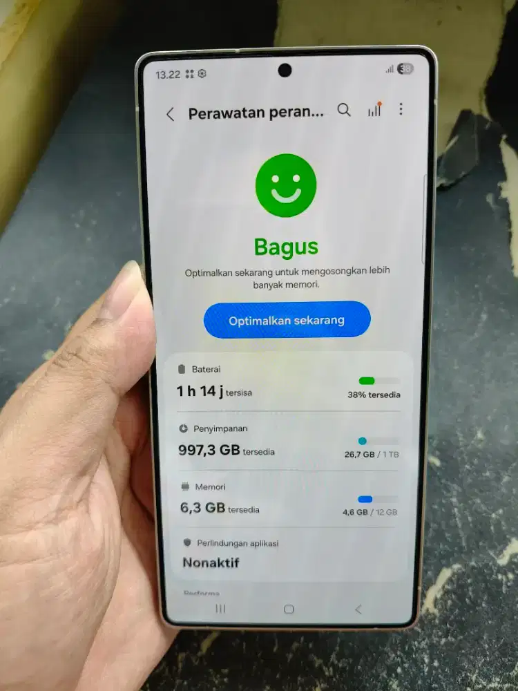 Samsung galaxy S25 ultra Ram 12GB Internal 1TB