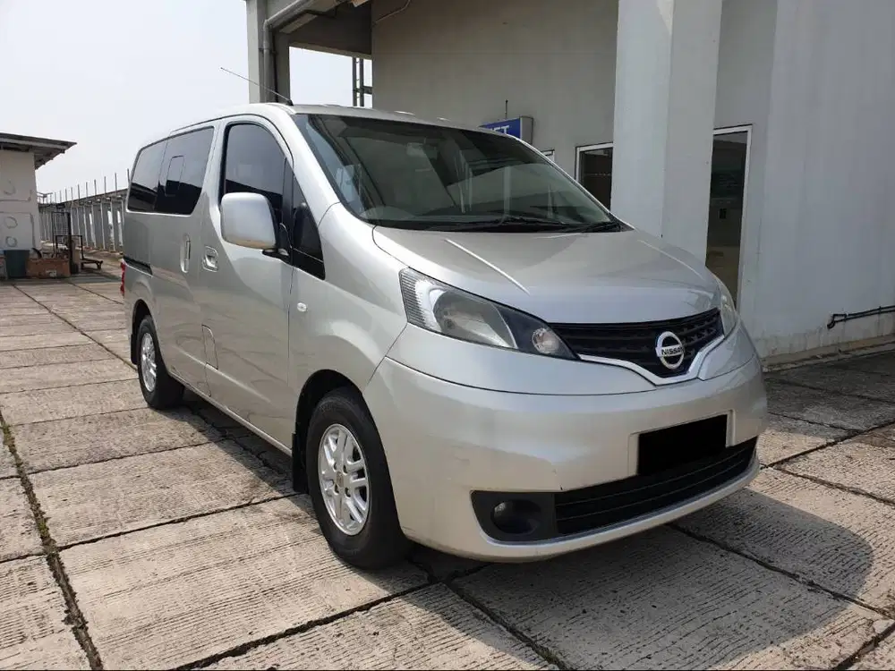 Nissan Evalia XV AT 2012