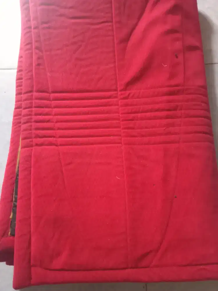 Karpet lantai bulu halus dan lembut