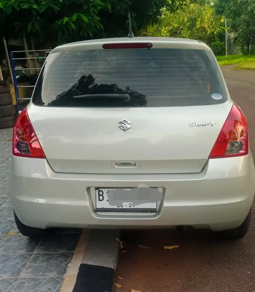 Suzuki Swift ST Automatic tahun 2009