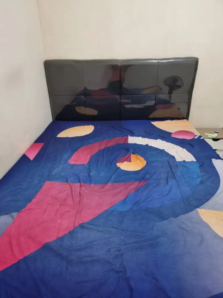 SPRING BED + DIPAN 160 X 200 QUEEN SIZE ,MERK OLYMPBED