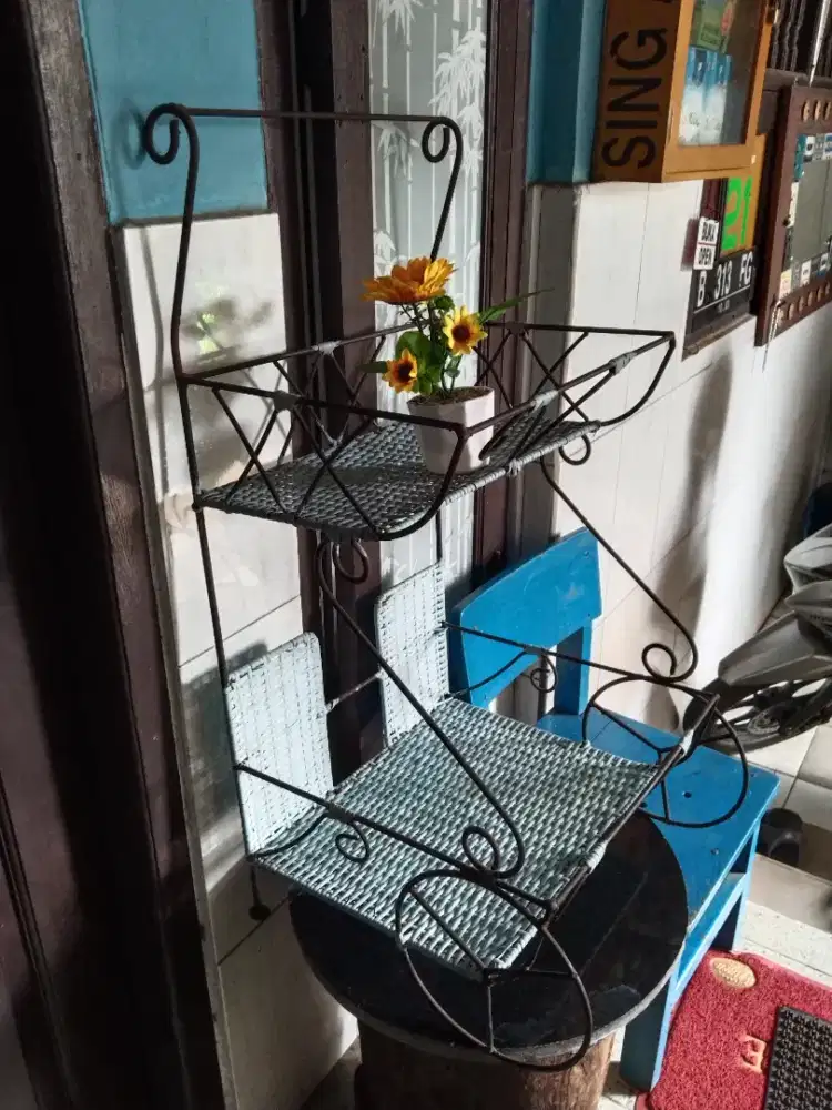 Jual murah keranjang besi rotan