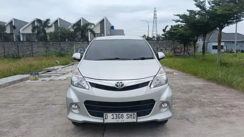 TOYOTA AVANZA VELOZ 1.5 MANUAL 2013
