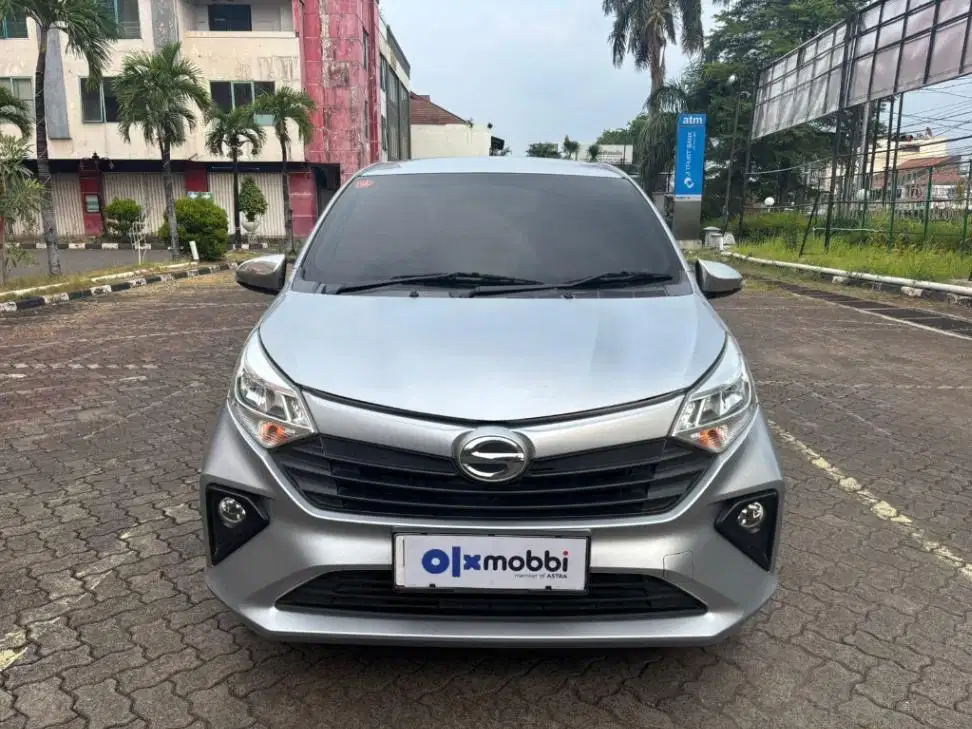 DP MURAH - Daihatsu Sigra 1.2 X Bensin MT 2020 Silver