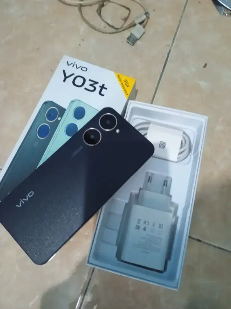 Jual hp kesayangan Vivo y03t ram 4/64 normal tinggal pke