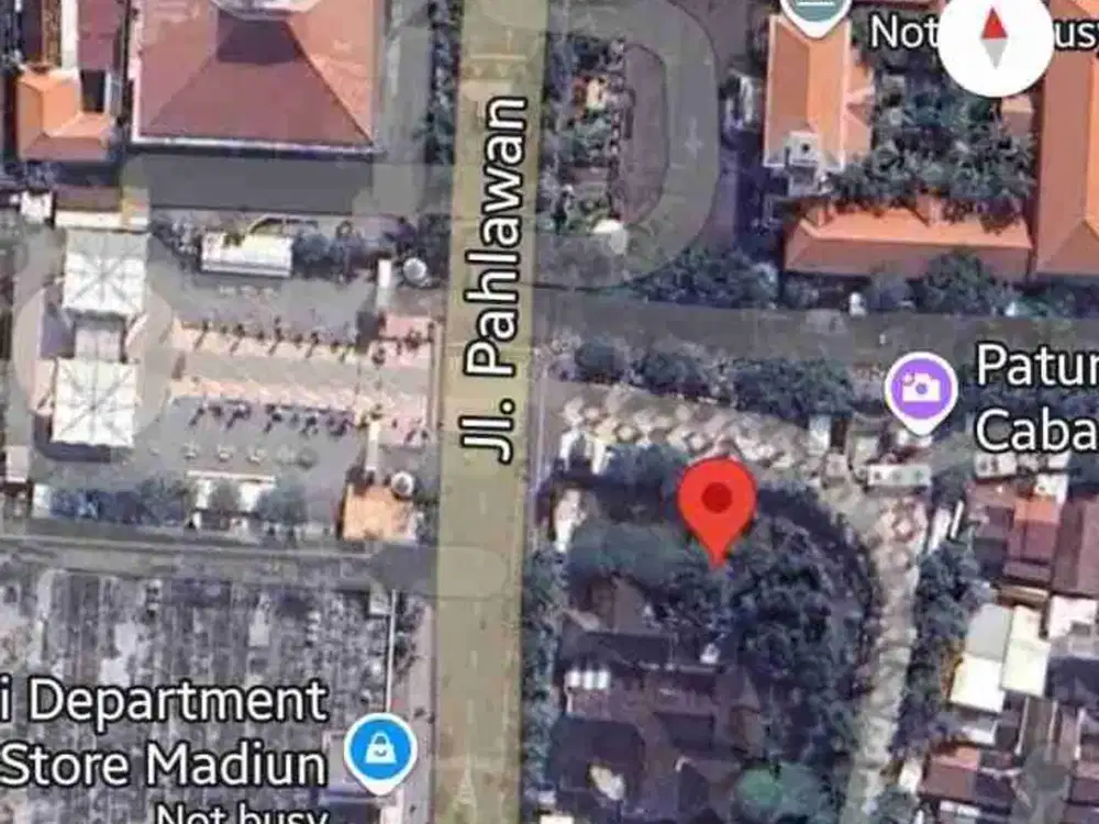 JUAL TANAH RAYA PAHLAWAN KOTA MADIUN SEBERANG MALL DAN KANTOR WALIKOTA LUAS 2700 BAGUS STRATEGIS