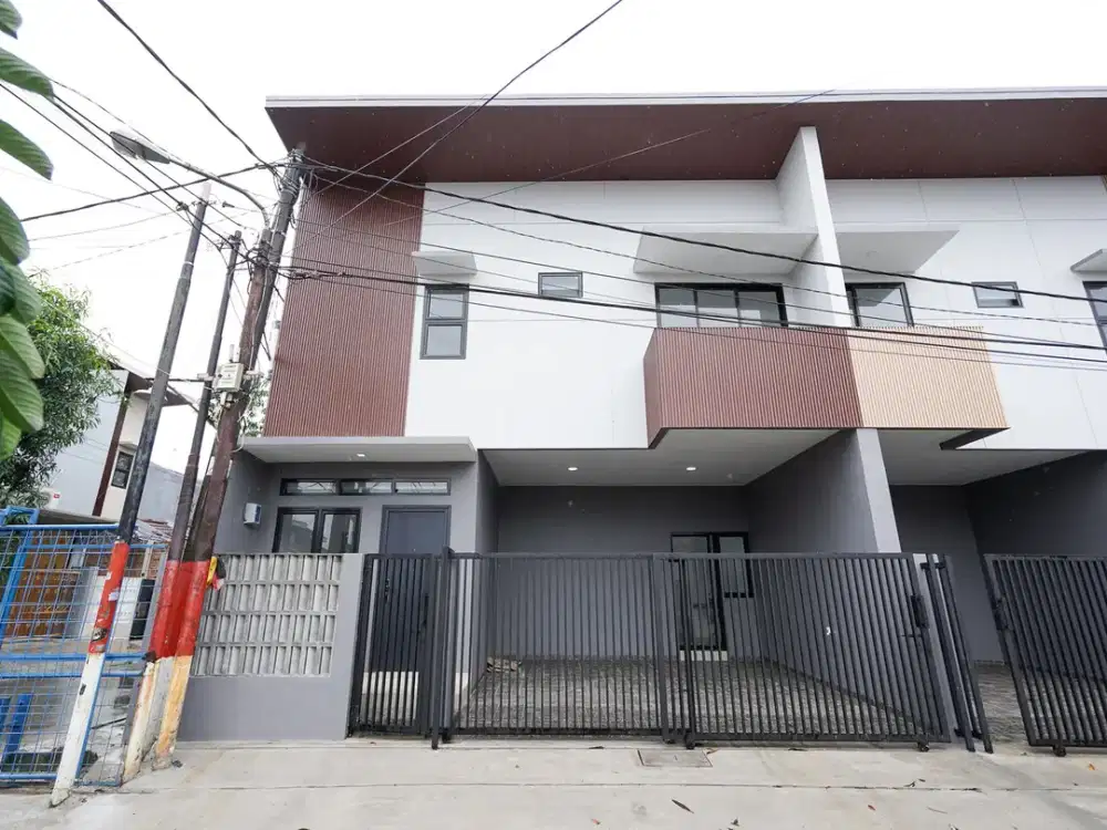 Rumah Terawat di Bekasi Akses Dekat Stasiun LB 120 Siap Huni J-41643