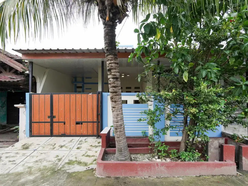 Rumah 3 Kamar 10 Menit ke Plaza Taman Harapan Baru Siap Huni J-39909