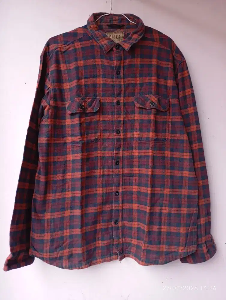 Kemeja flanel eiger