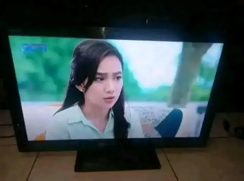 TV LED SAMSUNG 24 INCH MASIH ANALOG