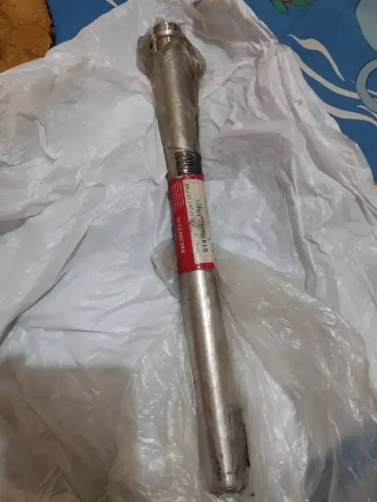 Shock Breaker Depan Kanan