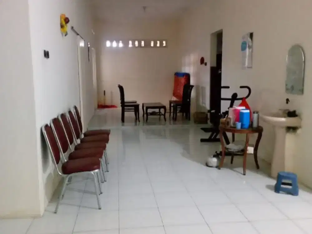 DISEWAKAN RUMAH HALAMAN LUAS HARGA RENDAH GODEAN SLEMAN