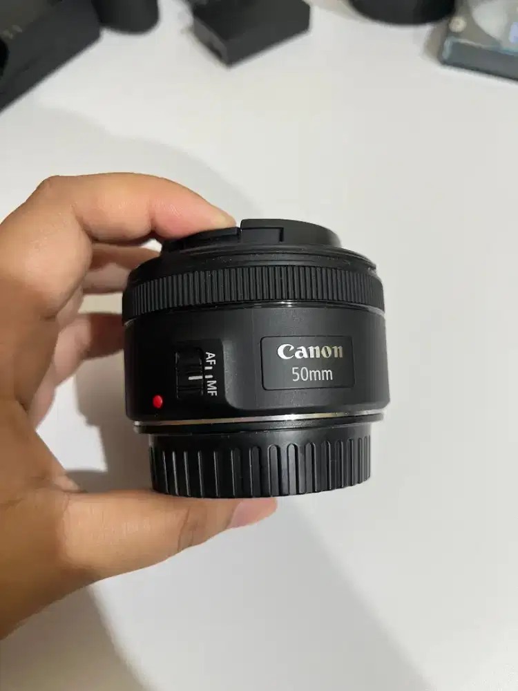lensa fix canon 50 mm
