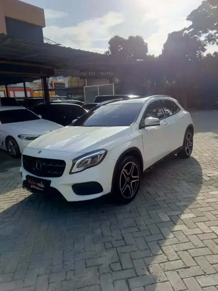 Mercedes Benz GLA200 2017 AMG Facelift pano