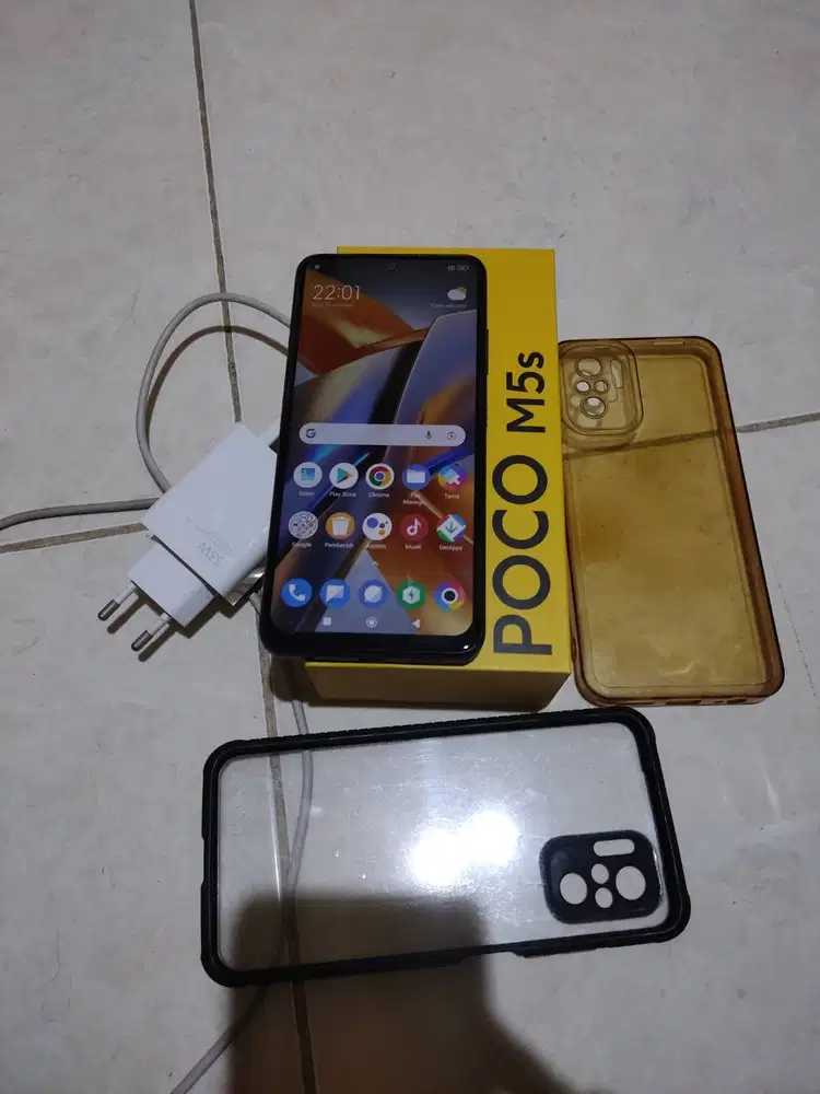 Jual poco m5s 4/64