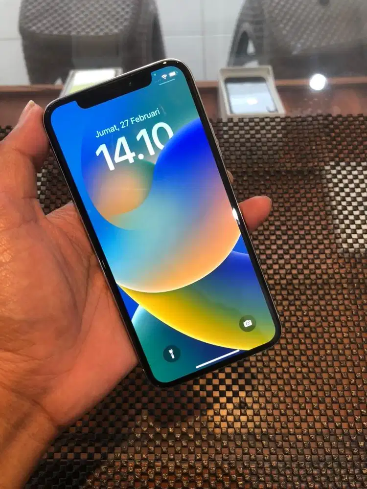 Iphone X 64GB Putih Register/Sinyal Permanen
