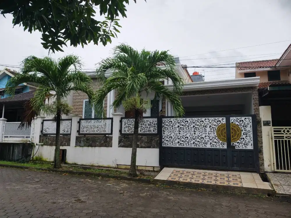 Disewakan Rumah Modern Elegan 1 Lantai di Cilegon – 3KT/2KM LT 233m²