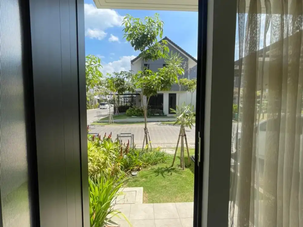 Dijual — Rumah Baru Lingkungan View Danau di Cluster Baru KBP