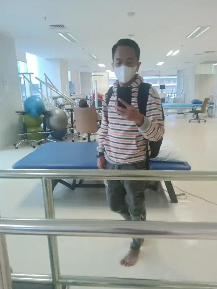 Saya sedang membutuhkan pekerjaan apa saja