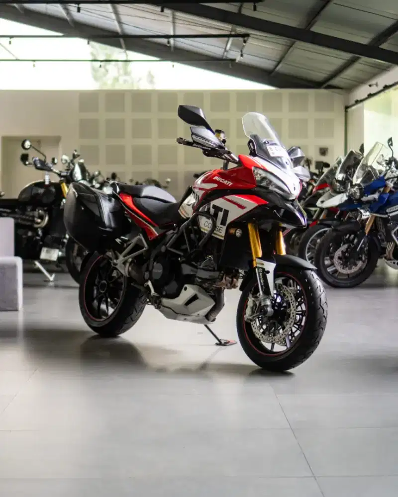 Ducati Multistrada 1200 Ohlins With Electronic Suspension 2012 Red