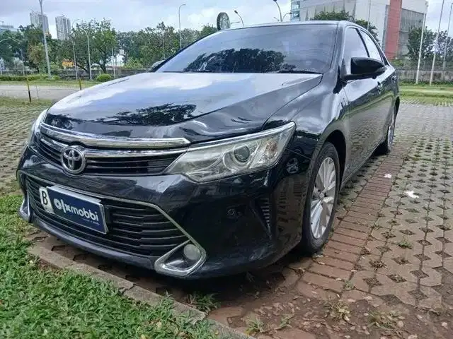 DP MURAH - Toyota Camry 2.5 V Bensin-AT 2018 Hitam