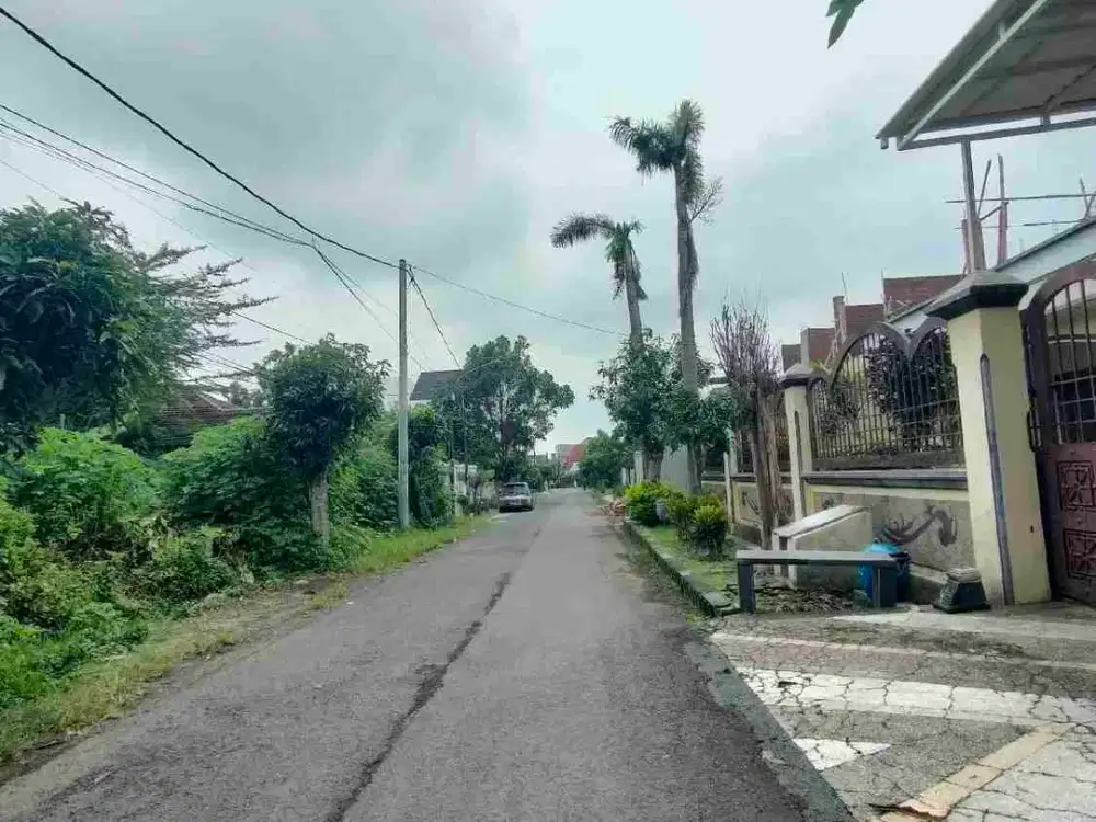 Tanah Kost Bunga Cengkeh Soekarno Hatta