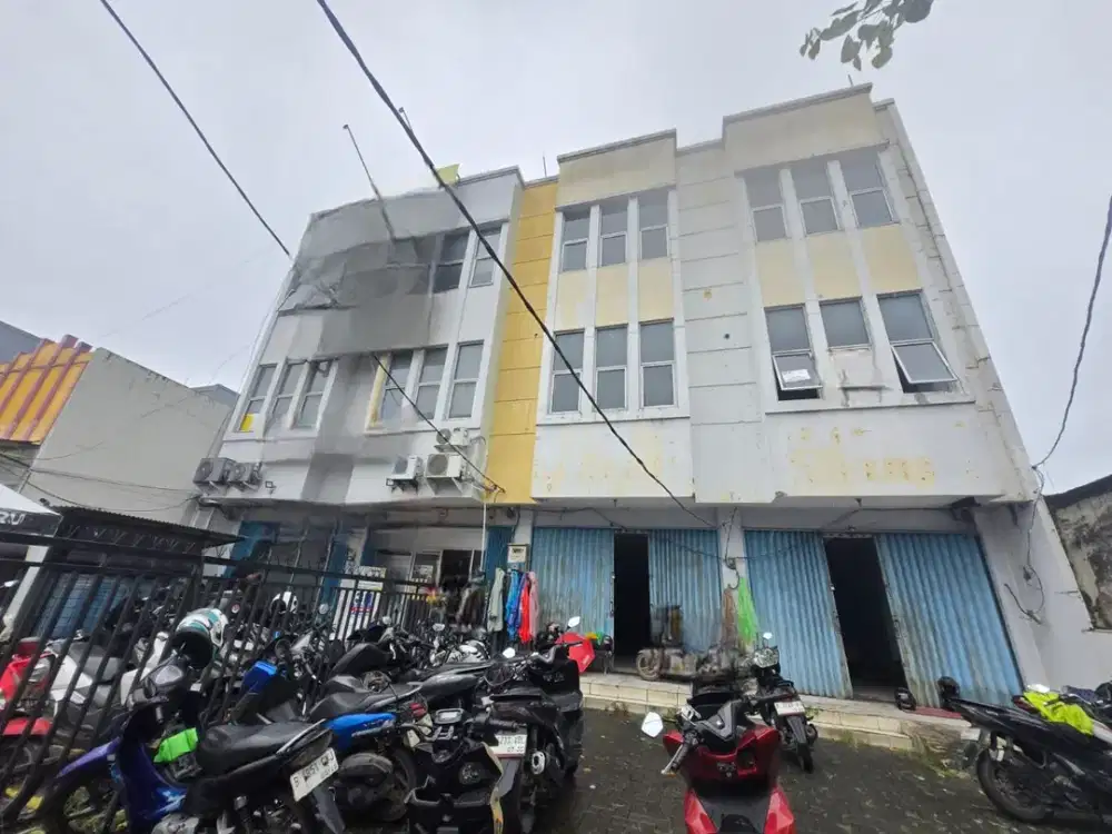 Disewa atau Jual 4 Ruko Gandeng di Jalan Raya Moh Toha Tangerang